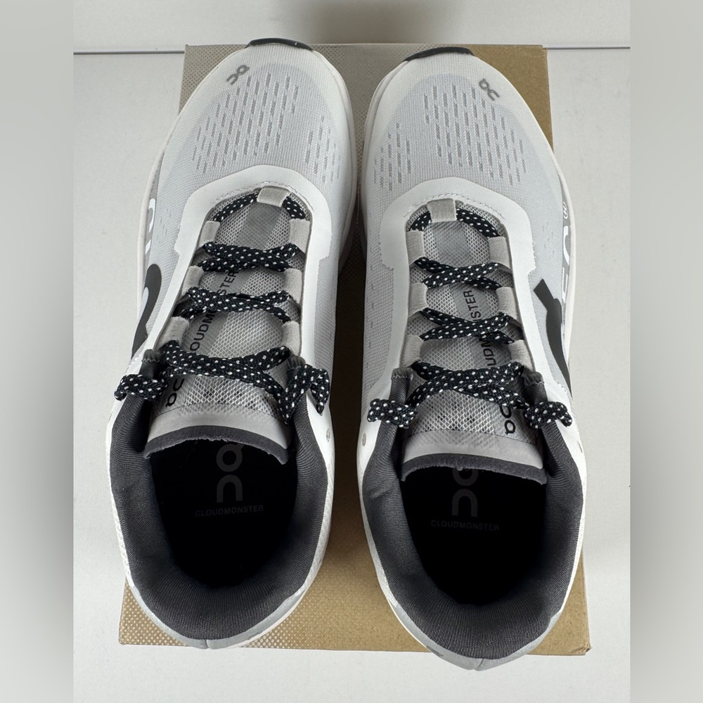 On Cloud Cloudmonster All White Running Comfort Shoes Women's  Size 7 61.98433 - Picture 4 of 7